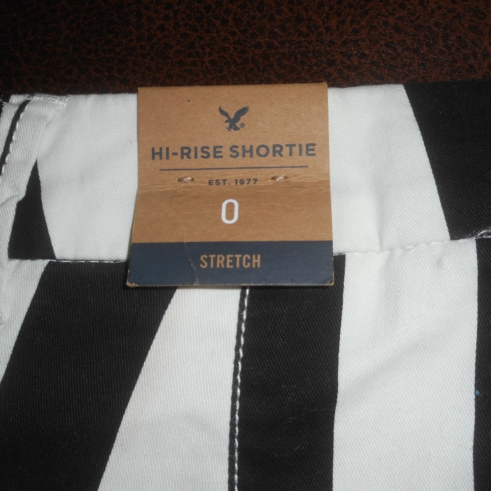 American Eagle Black/White - Picture 3 of 4